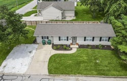 515 W Oxford Street, Otterbein, IN 47970