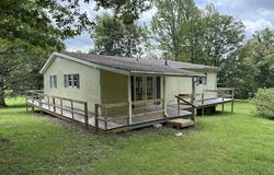 135 Warren Lane, Morehead, KY 40351