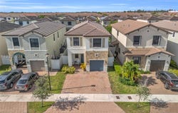 3416 W 109th Pl, Hialeah, FL 33018