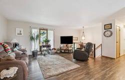 1001 NW Pawnee Dr NW, CedarRapids, IA 52405