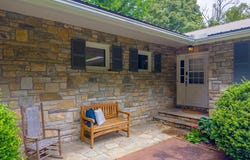 603 Hemlock Hills Dr, Franklin, NC 28734