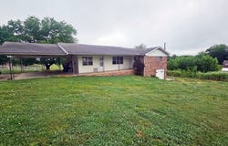 466 Tennyson Loop, Harrison, AR 72601
