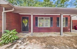 1167 Roundtable, Macon, GA 31220