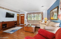 5814 Blossom Rd, Knoxville, TN 37912