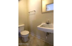 6000 River Road, Washington, NC 27889