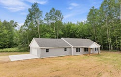8022 W Blue Road, Lake City, MI 49651