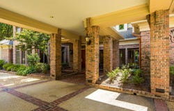 2350 CARTERS GROVE Ln, Germantown, TN 38138