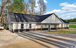 2056 Joy Dr, Sullivan, IN 47882