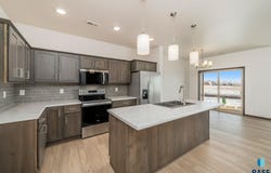 6142 S Bison Pl, Sioux Falls, SD 57108