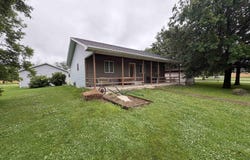 125 N Martin, Kahoka, MO 63445