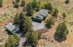 11445 Hill Road, Klamath Falls, OR 97601