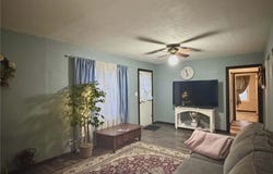 28 Greenwood Drive, Lebanon, MO 65536