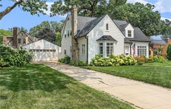 1008 8th Avenue NW, Austin, MN 55912