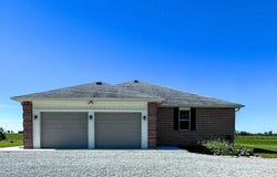 10085 S 400 E, Markleville, IN 46056