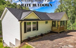 16 Meadows Town Road, Leicester, NC 28748