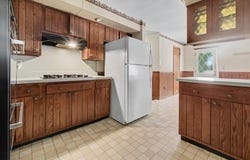 3003 Willowcreek Road, Portage, IN 46368