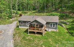 590 Willow Lane, Marshall, NC 28753