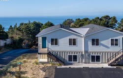 110 CRESCENT St, Oceanside, OR 97134