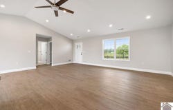 471 Twin Hills Rd, Mayfield, KY 42066