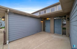 6300 Santa Rosa Cir, Sioux Falls, SD 57108