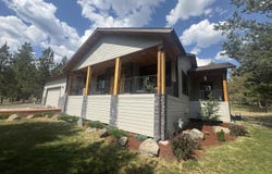 1139 Paper Birch Way, Klamath Falls, OR 97601