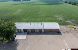 829 S Main St, Winnebago, MN 56098