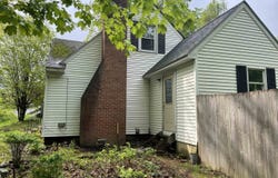 11 Maple Street, Brattleboro, VT 05350