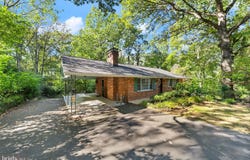 18355 SHARON Road, TRIANGLE, VA 22172