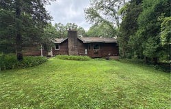 19700 Hillside Street, Deephaven, MN 55331