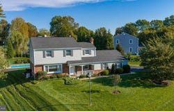 26 CARRIAGE HOUSE Drive, SOUTHAMPTON, PA 18966