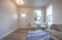 2101 Shadow Fox Drive, Columbus, IN 47201