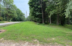 954 Stokes Ln, Bath Springs, TN 38311