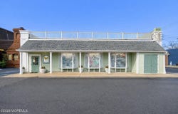 7 W River Road, Rumson, NJ 07760