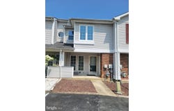 220 LAKE ARROWHEAD CIRCLE, BEAR, DE 19701