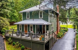 18 Hill Street, Saluda, NC 28773