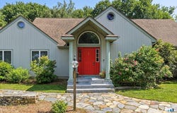 3 Westwood Drive, Waterford, CT 06385