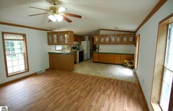 19241 Beech, Tustin, MI 49688