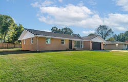 23608 River Manor Boulevard, Elkhart, IN 46516-6345