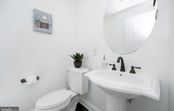 34 MILLERS RUN, DELRAN, NJ 08075