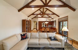3168 E BAVARIAN Ct, Sandy, UT 84093