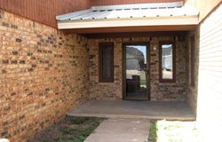 311 Douglas Street, Levelland, TX 79336