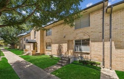 5817 Sandhurst Lane, Dallas, TX 75206