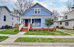 421  2nd St, West Point, VA 23181