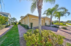 611 CHIPPER DRIVE, SUN CITY CENTER, FL 33573