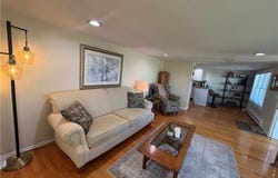 7018 Lakeshore Road, Cicero, NY 13039