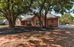 204 Persimmon Ridge Drive, Blanchard, OK 73010
