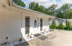 5934 Dolvin, Buford, GA 30518