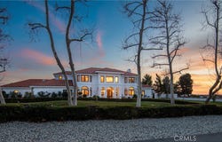 394 Independence Drive, Claremont, CA 91711
