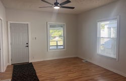 2004 S Walnut Street, Muncie, IN 47302