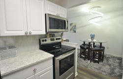 6100 W Stonehedge Dr, Greenfield, WI 53220